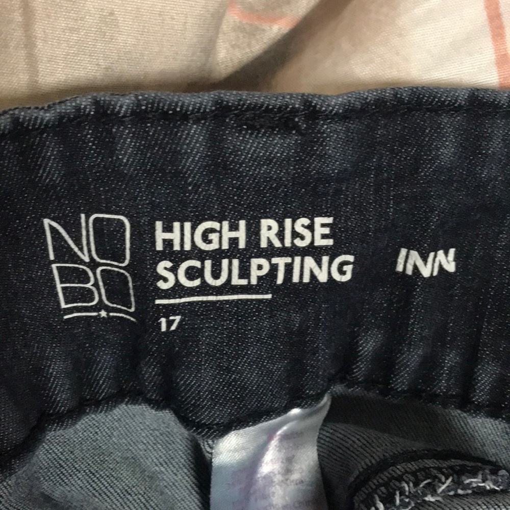 High Rise Black Ripped Jeans - Picture 4 of 4